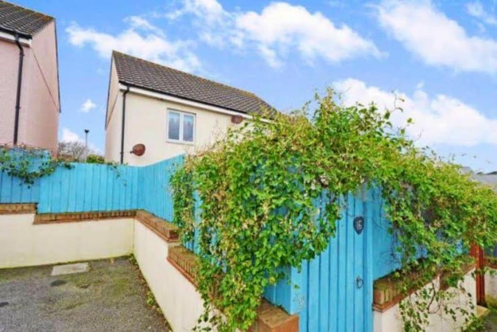 Sunny Family 4-Sleeper Near Newquays Top Beaches Newquay  Exterior photo